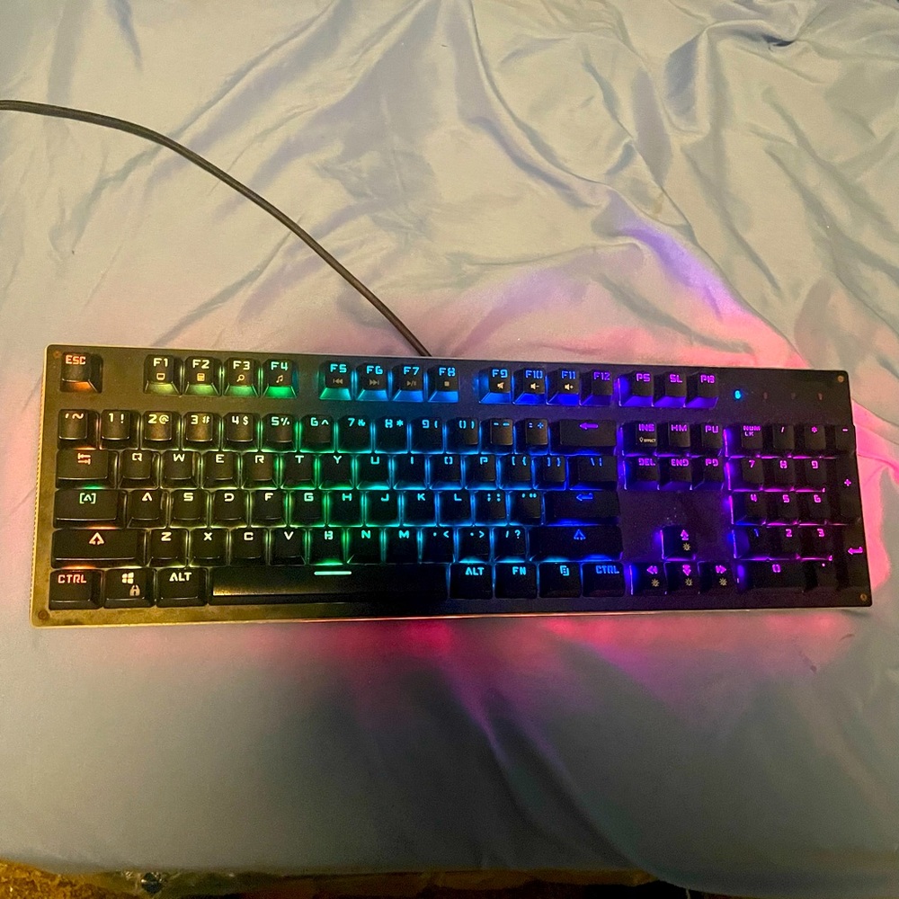 Gaming keyboard